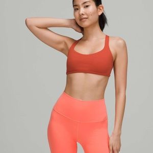 Lululemon free to be bra
